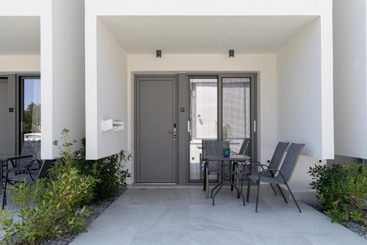 Mera Apartments Σταυρός Εξωτερικό φωτογραφία